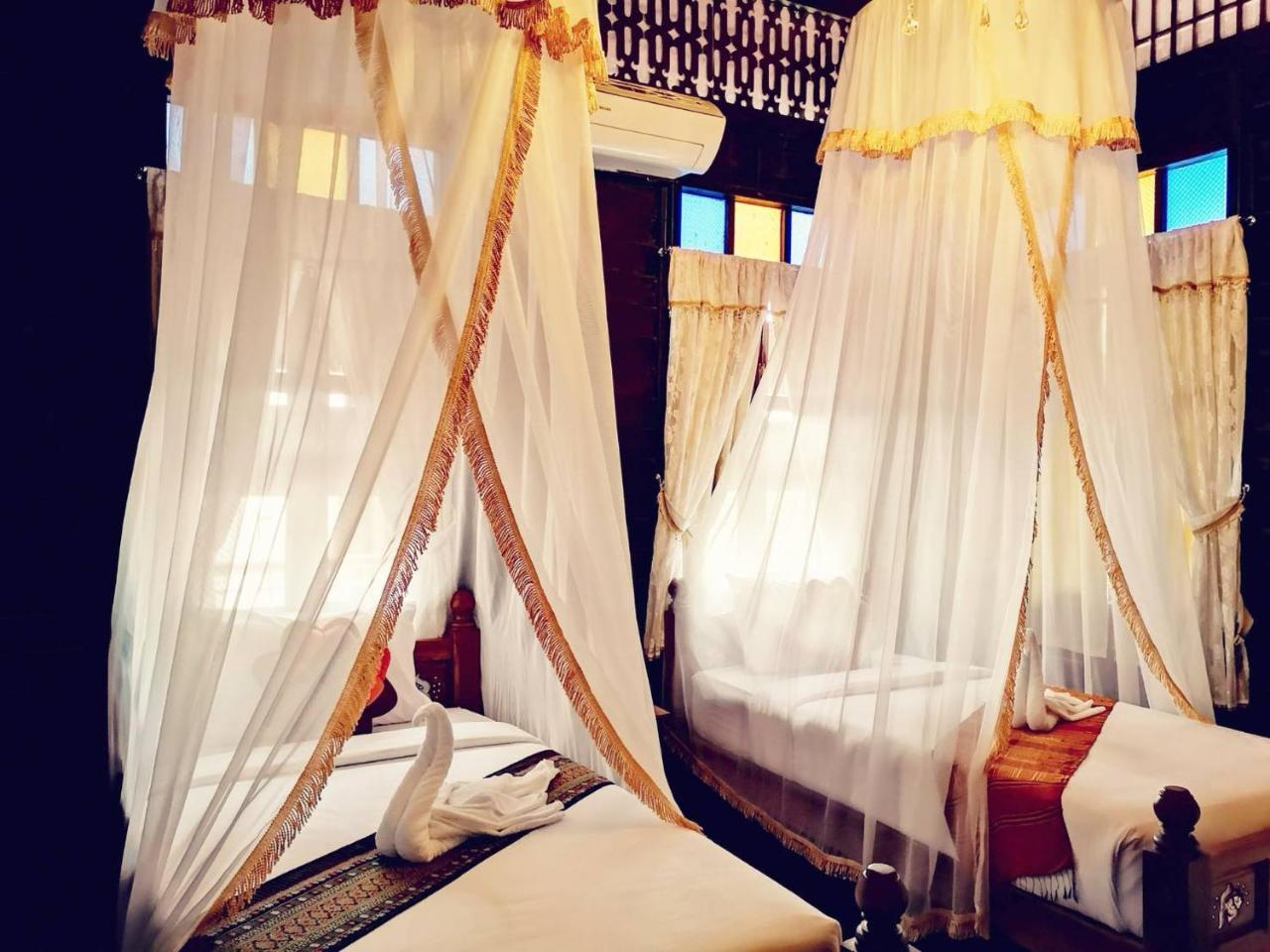 Baan Sithepaban Guesthouse Пхитсанулок Экстерьер фото