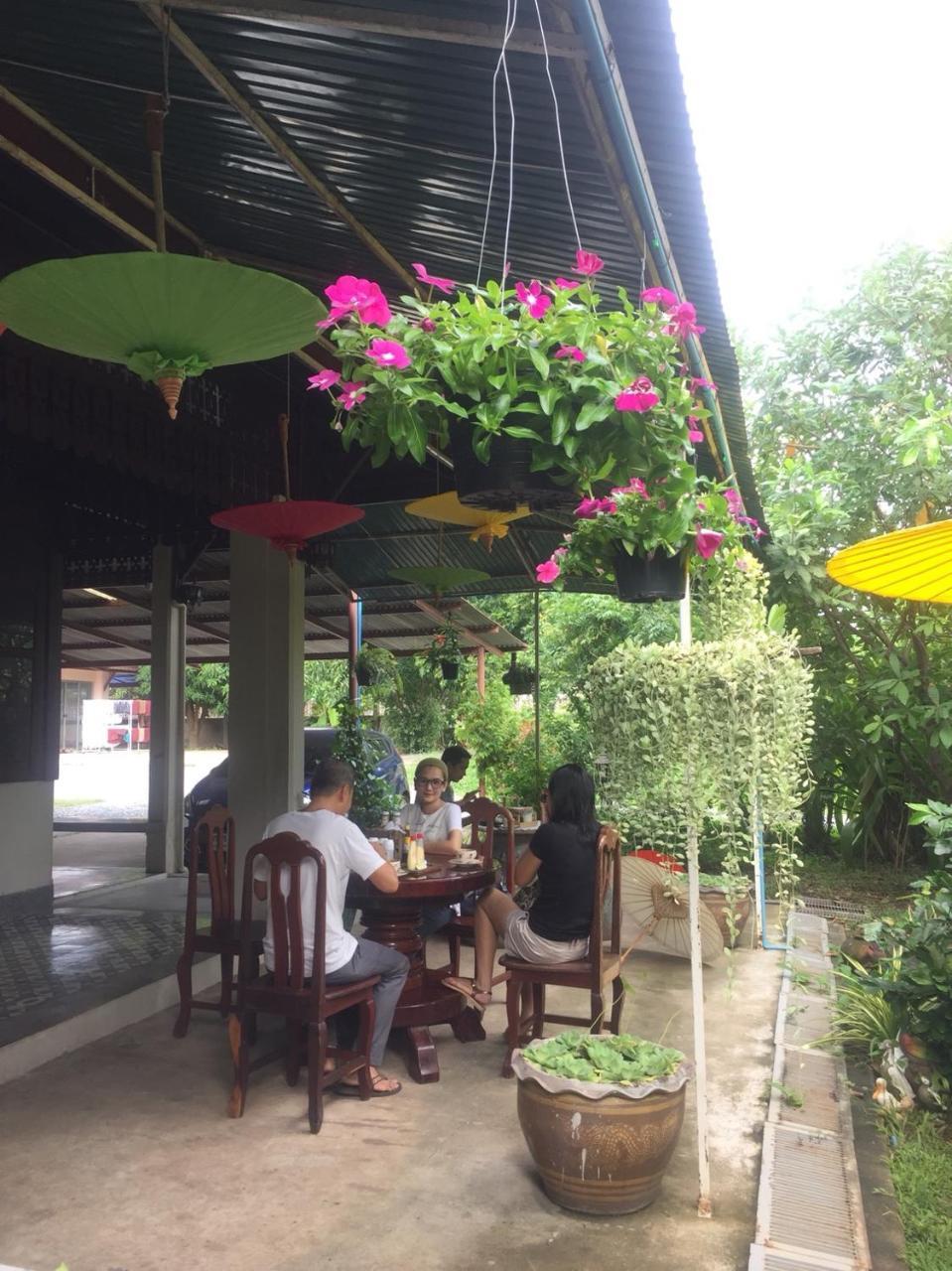 Baan Sithepaban Guesthouse Пхитсанулок Экстерьер фото
