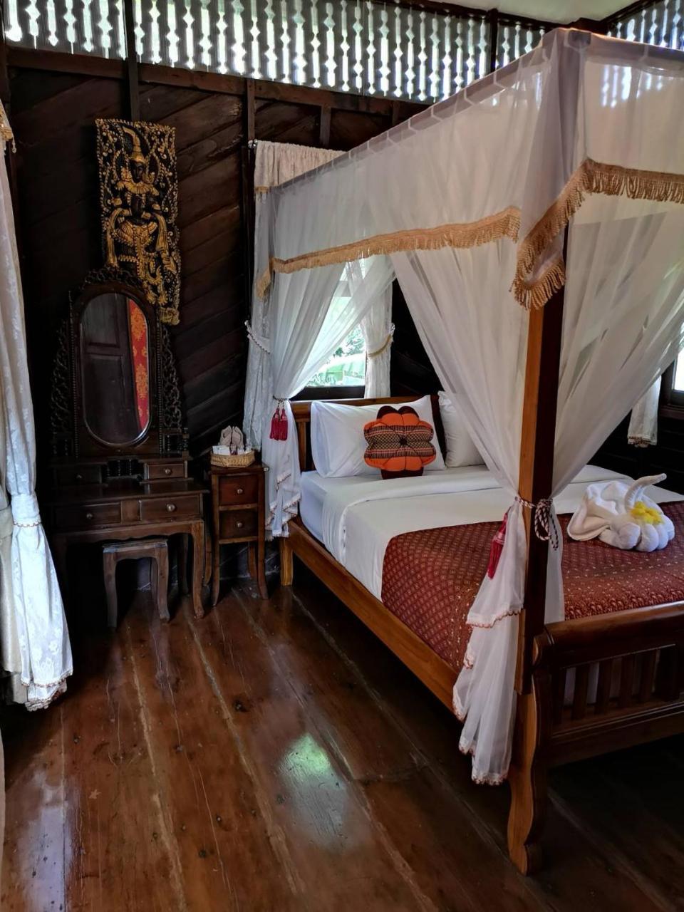Baan Sithepaban Guesthouse Пхитсанулок Экстерьер фото